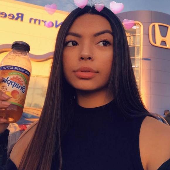 Meet your Posher, Maxine - Picture 1 of 1